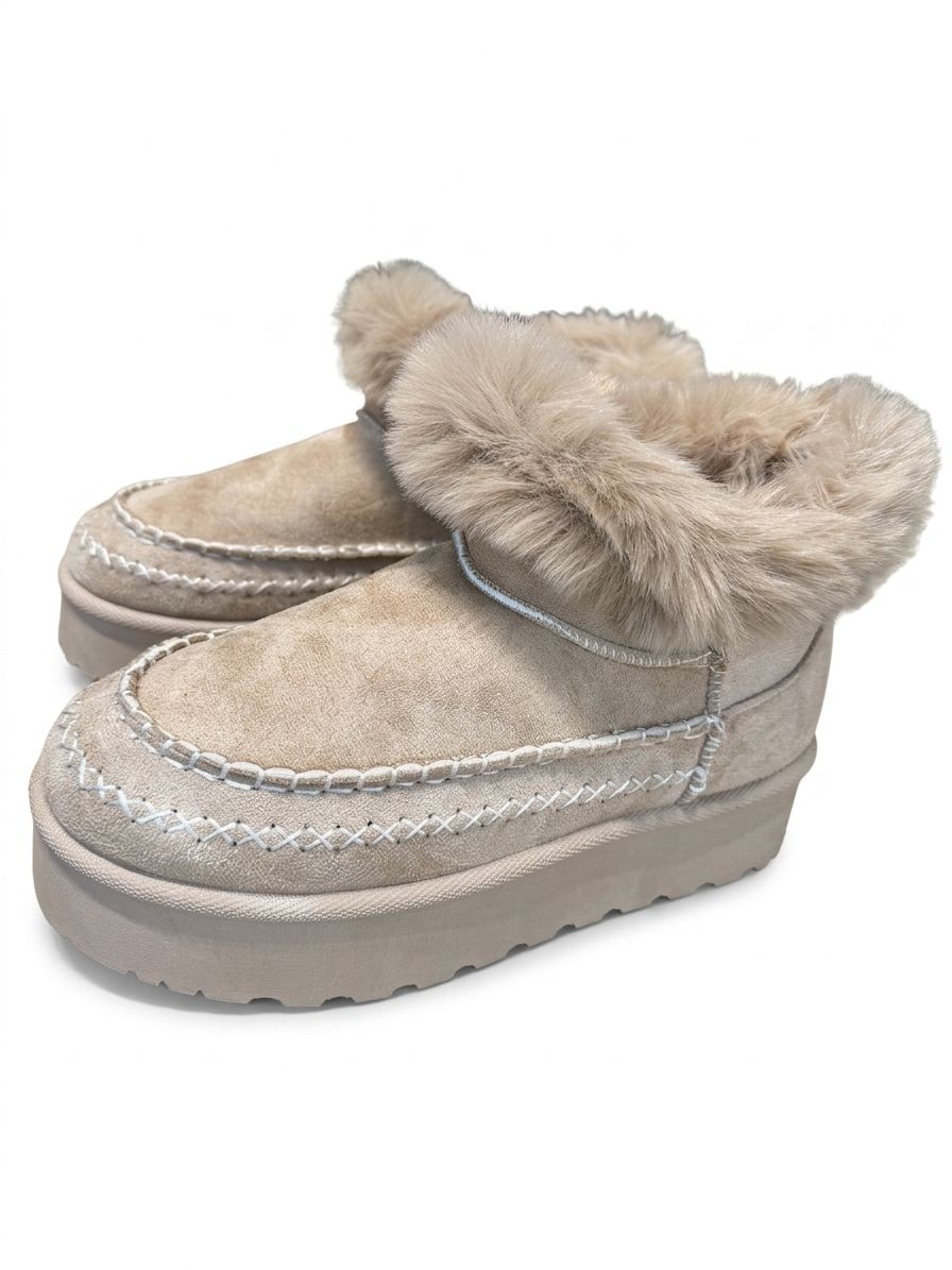 PANTUBOTAS BORDADAS CORTE ALTO BEIGE