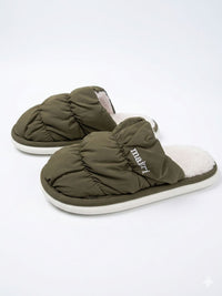 PANTUFLAS IMPERMEABLE VERDE